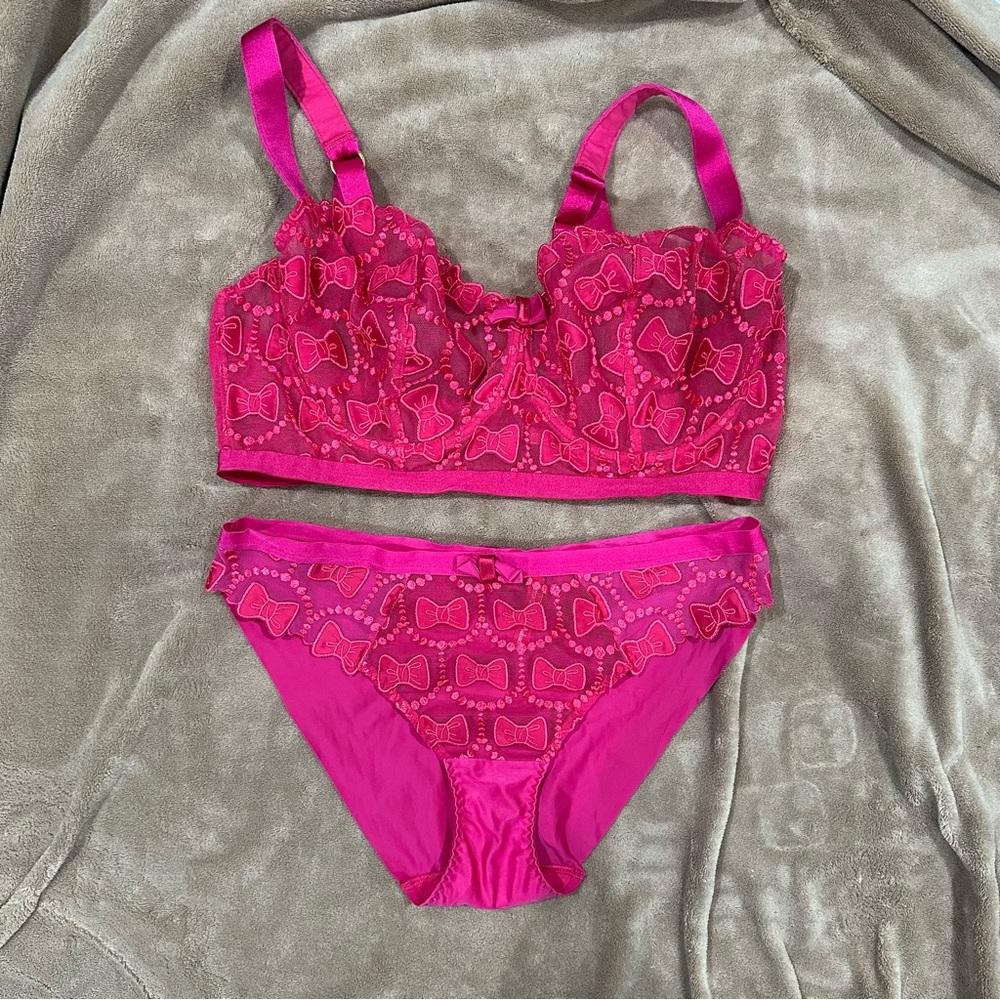 Aubade x Victor & Rolf Pink Lace Bow Intimates Set